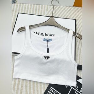 🧁🧁🧁Prada Classic Women's White Tank Top